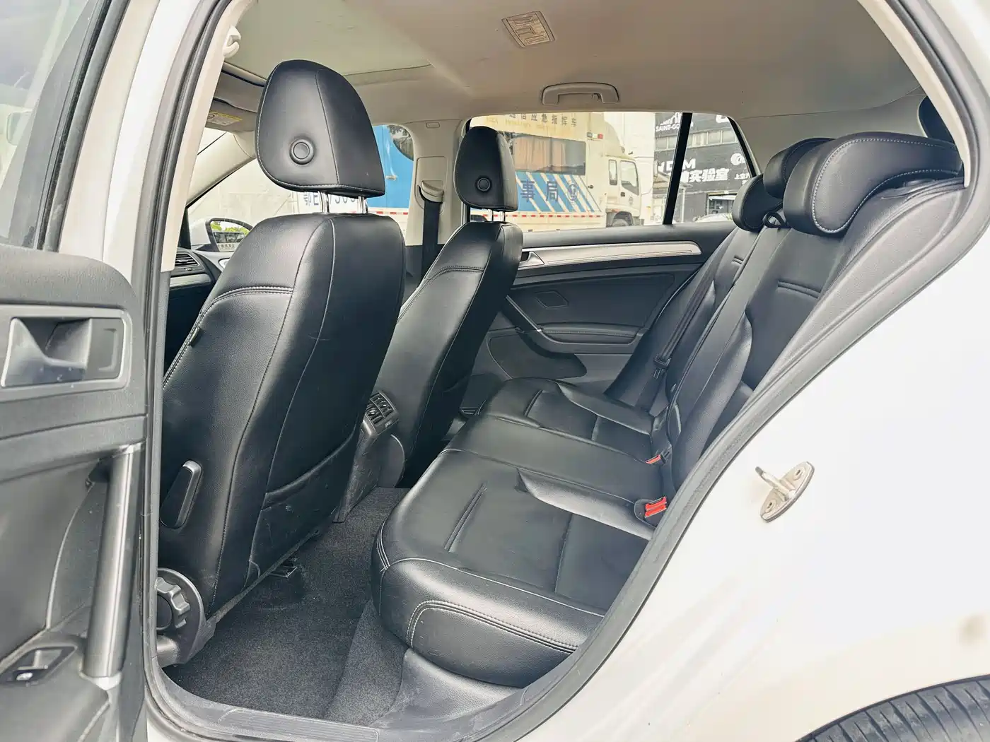 Volkswagen Golf 2018 230TSI Automatic Comfort фото 9