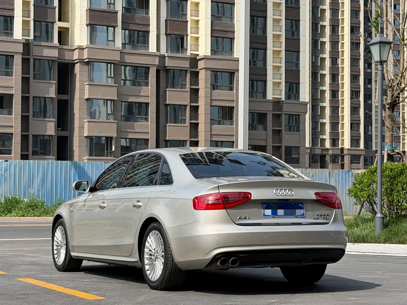 Audi A4L 2015 35 TFSI Auto Comfort фото 5