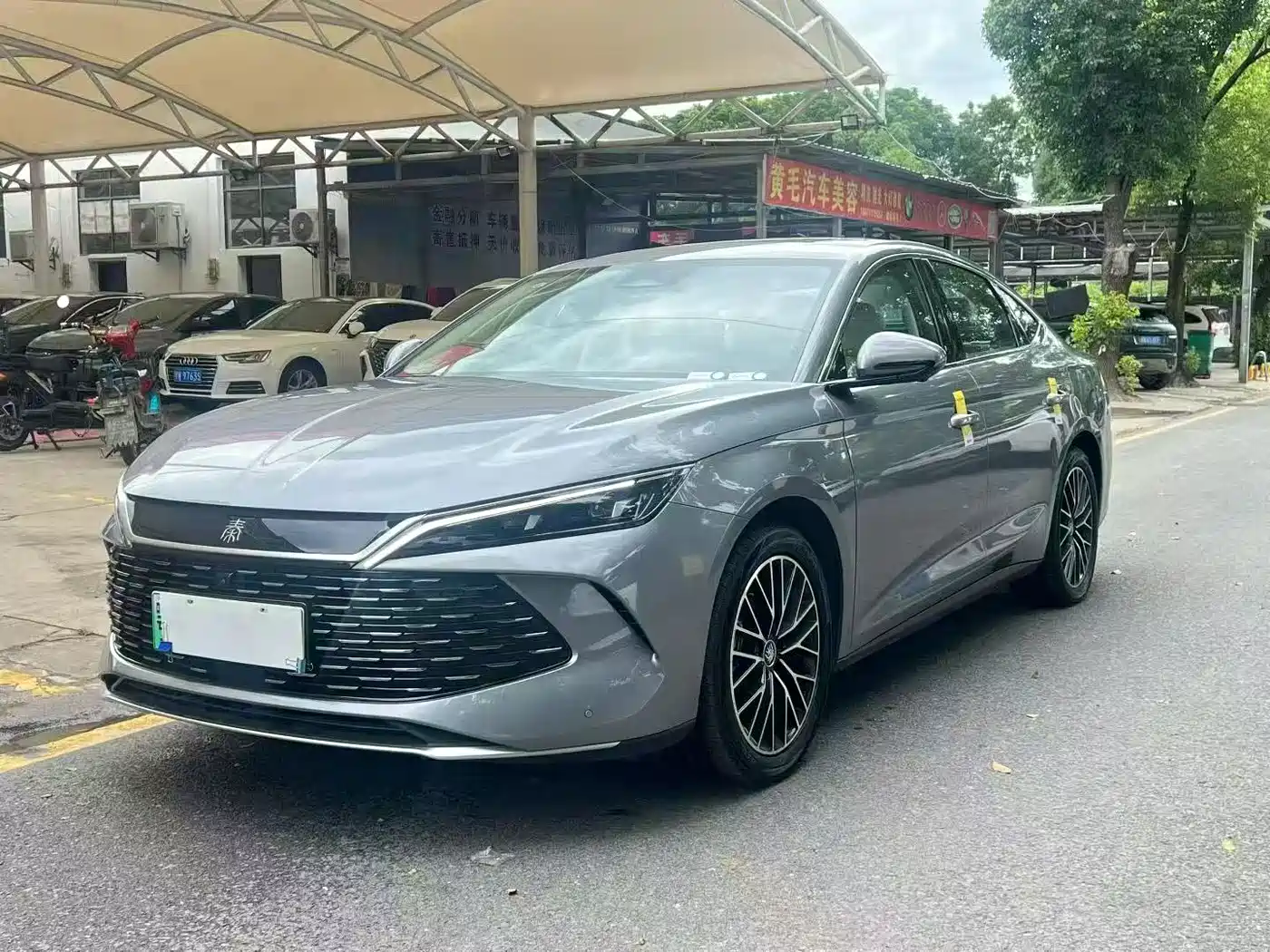 BYD Qin L 2024 DM-i 120KM Superior Edition