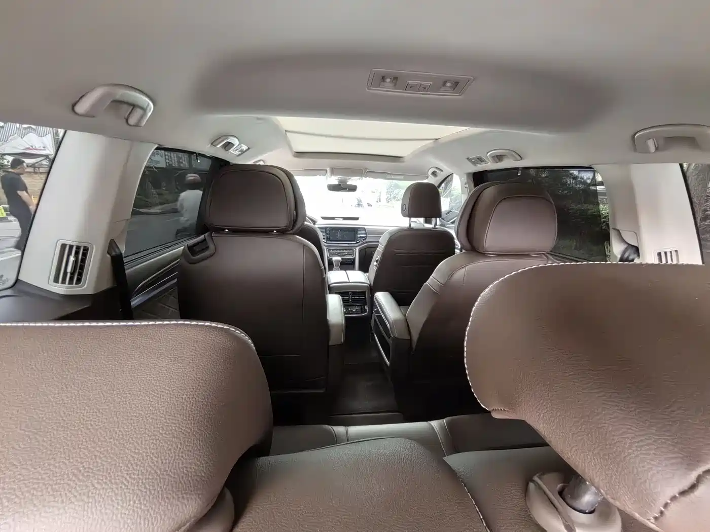 Volkswagen Viloran 2020 380TSI Premium фото 11