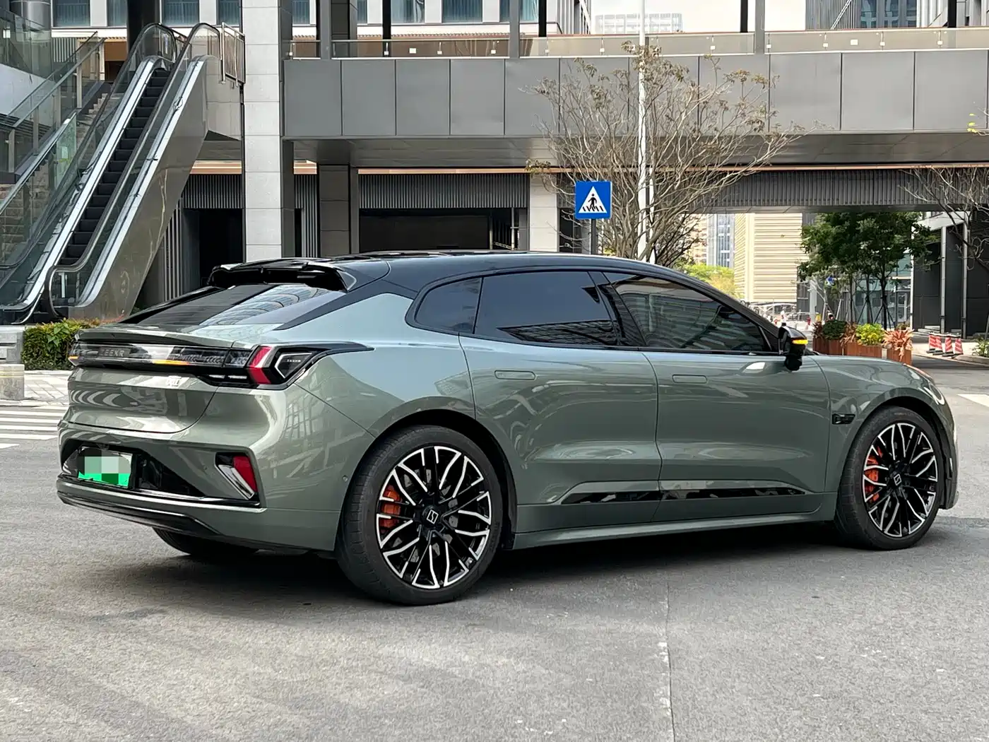 ZEEKR EXTREME KRYPTON 001