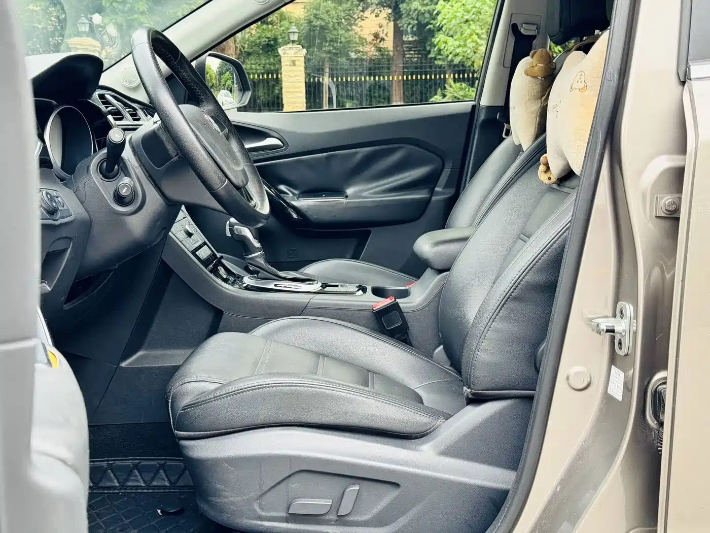 MG Roewe RX5 2016 2016 1.5TGI TST Luxury Edition
