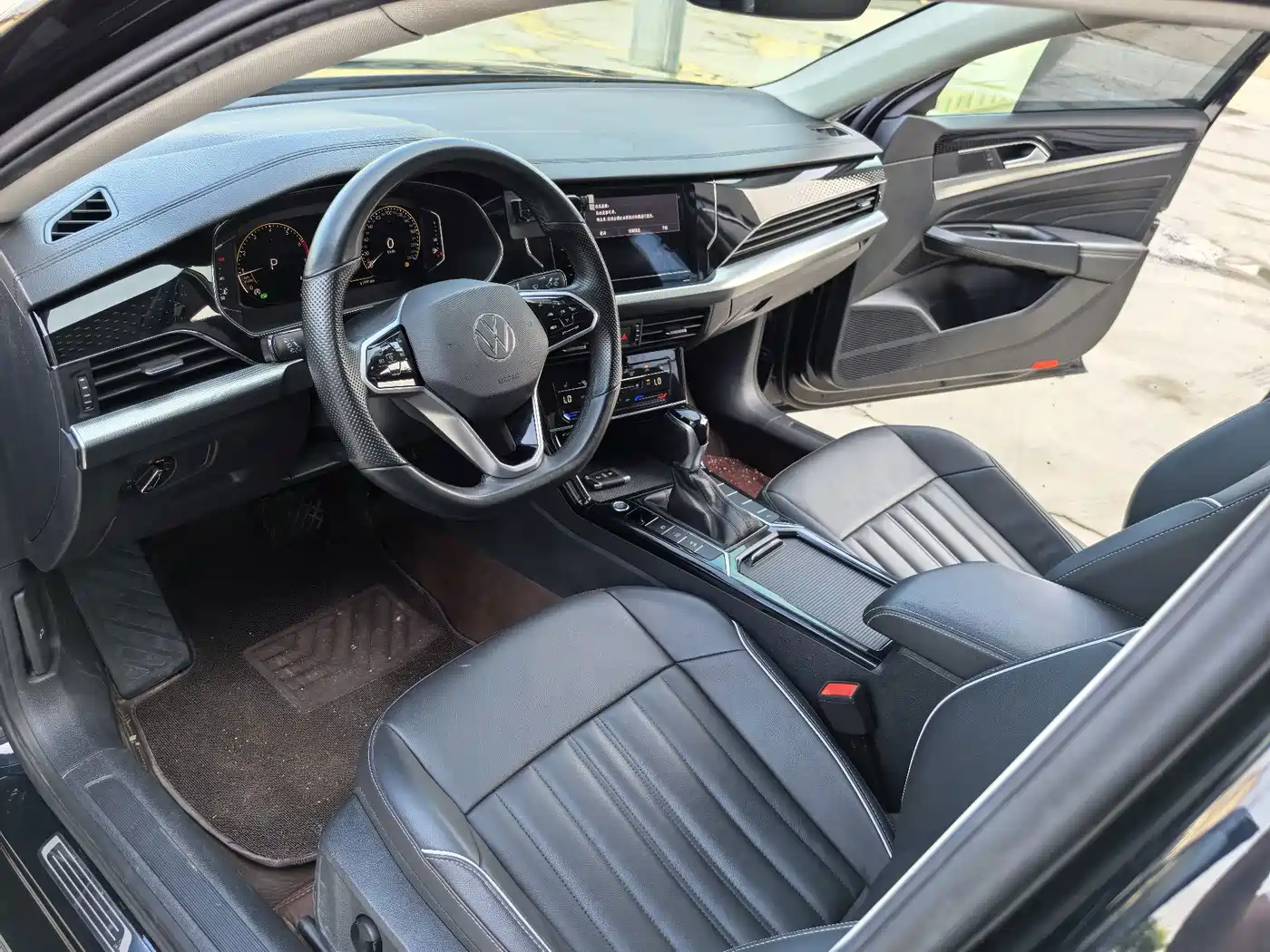 Photo 6 - Volkswagen Passat