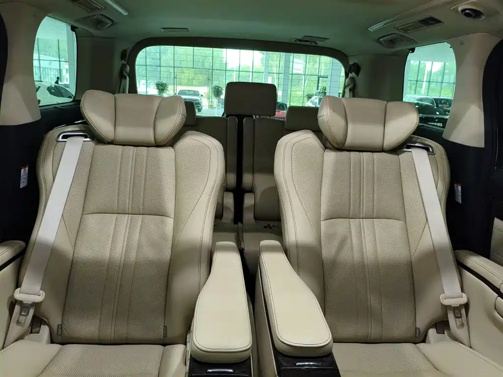 Toyota Vellfire 2021 2021 Crown Hybrid 2.5L HV Premium Edition
