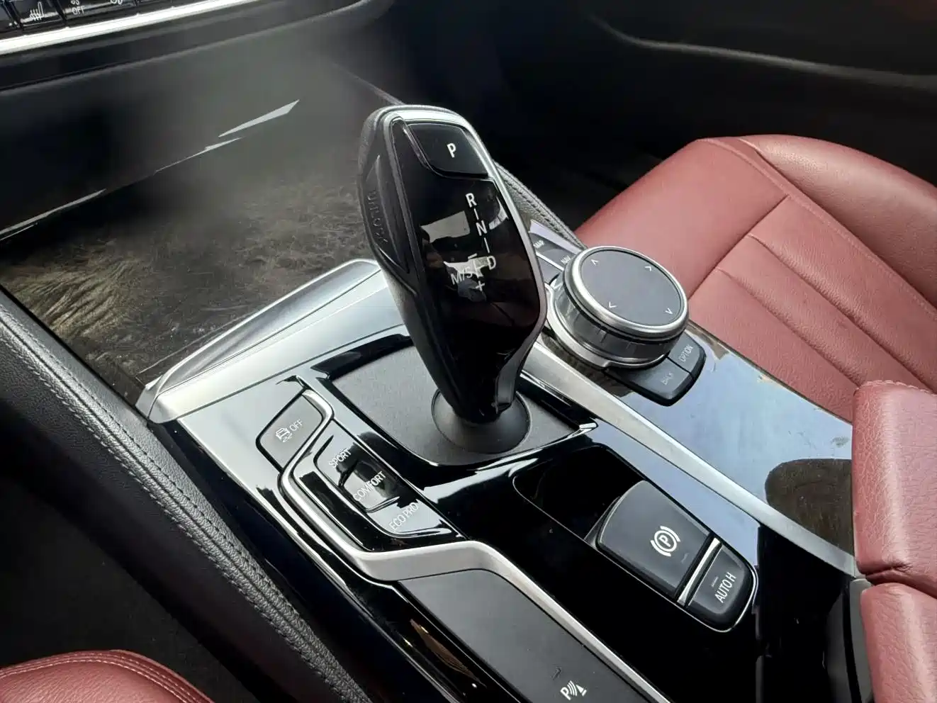 BMW 5 Series 2020 530Li Leading M Sport Package фото 12