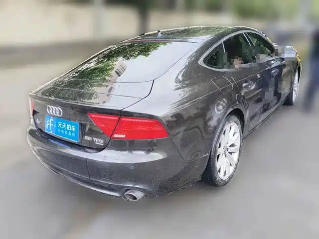 Audi A7 2014 50 TFSI quattro Comfort Edition — фото 2