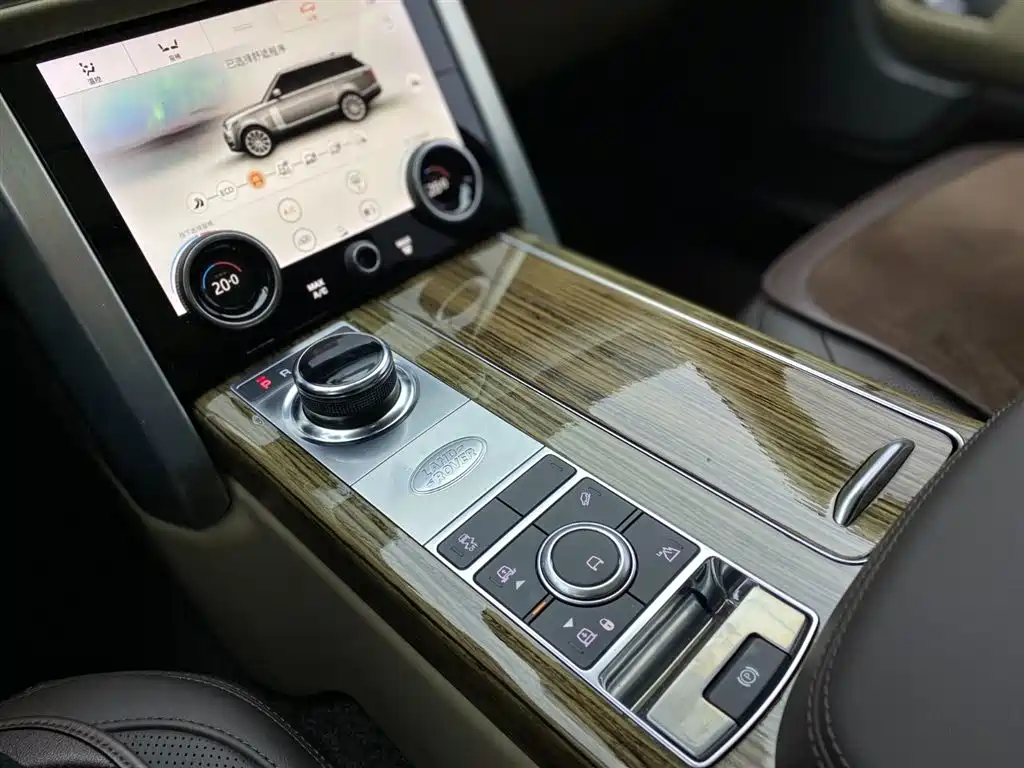 Land Rover Range Rover 2019 3.0 SCV6 Heritage Edition фото 10