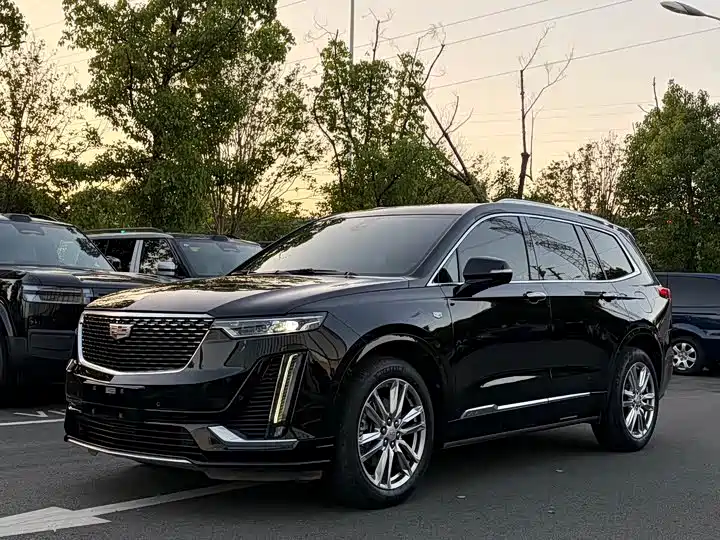 Cadillac XT6 2022 2.0T 6-Seater 4WD Luxury Edition