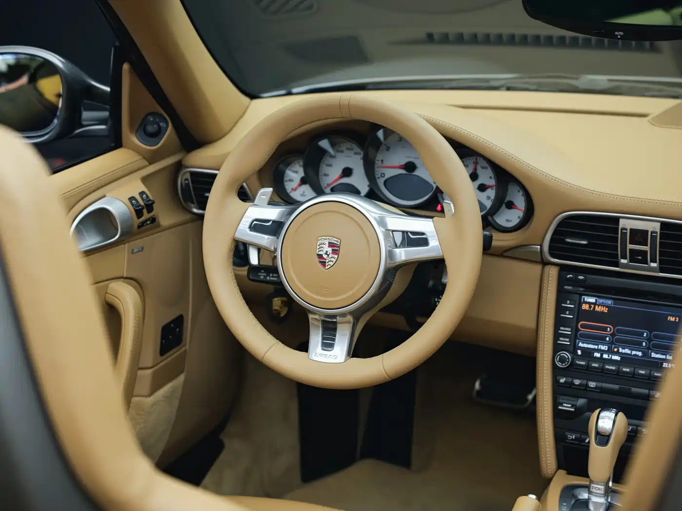Porsche 911 2010 Carrera S Cabriolet 3.8L фото 11