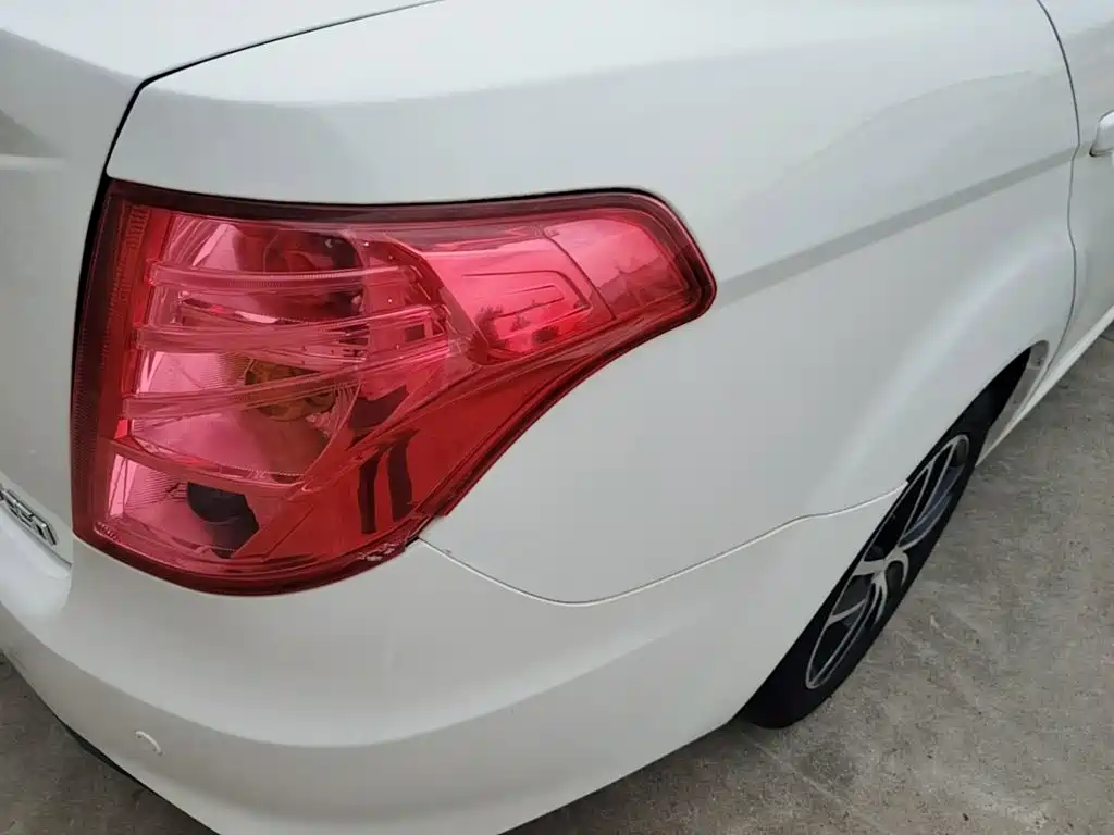Besturn B50 2015 2013 1.6L Manual Comfort