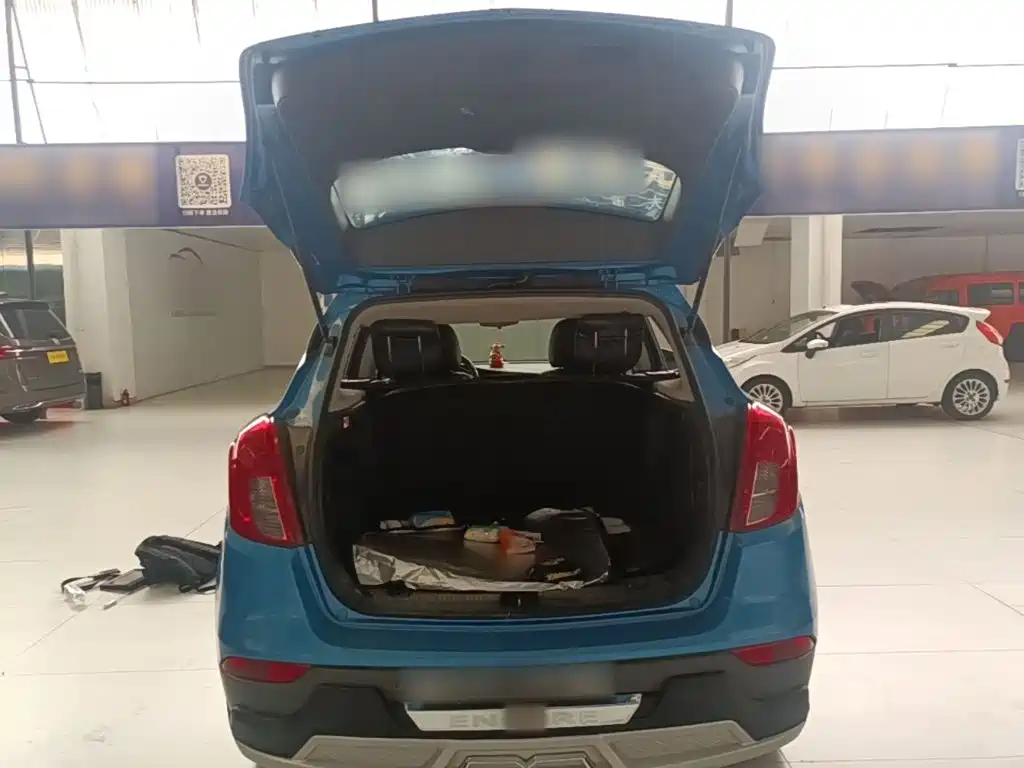 Фото 19 - Buick Encore