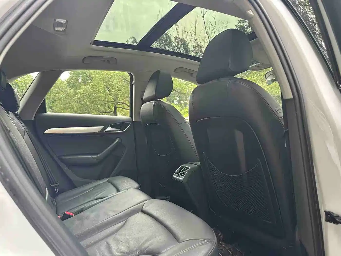 Audi Q3 2015 35 TFSI quattro Technology фото 12