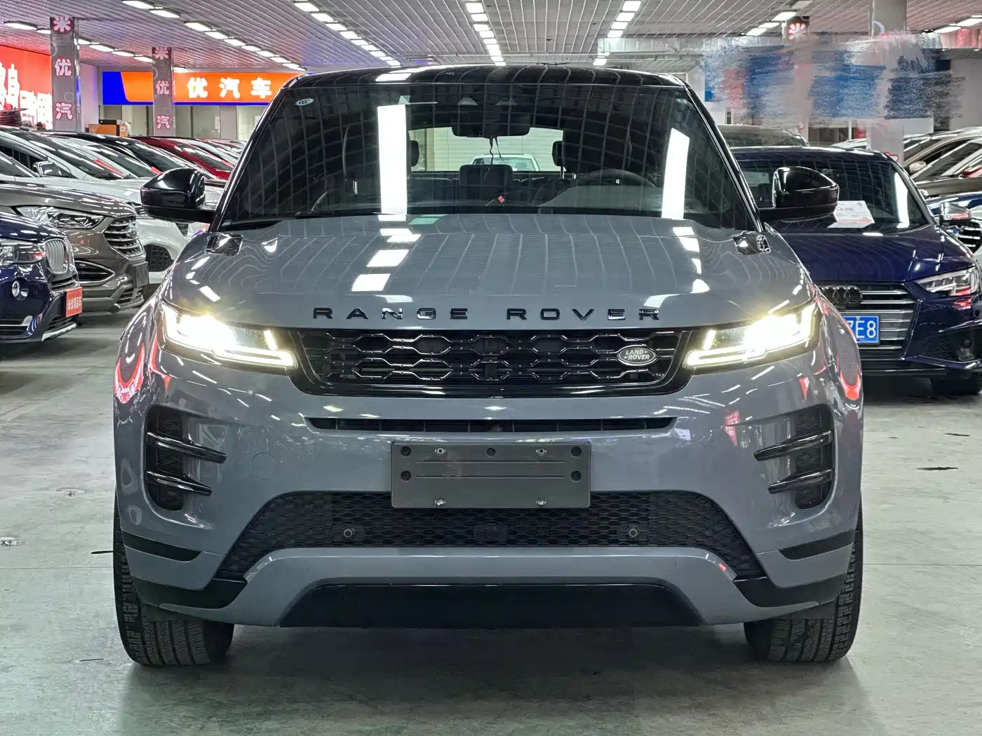 Land Rover Range Rover Evoque 2020 249PS R-DYNAMIC S Sport Edition фото 2