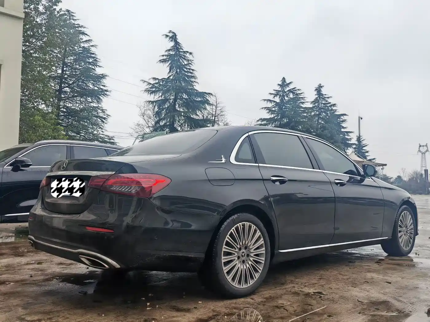 MERCEDES-BENZ E CLASS