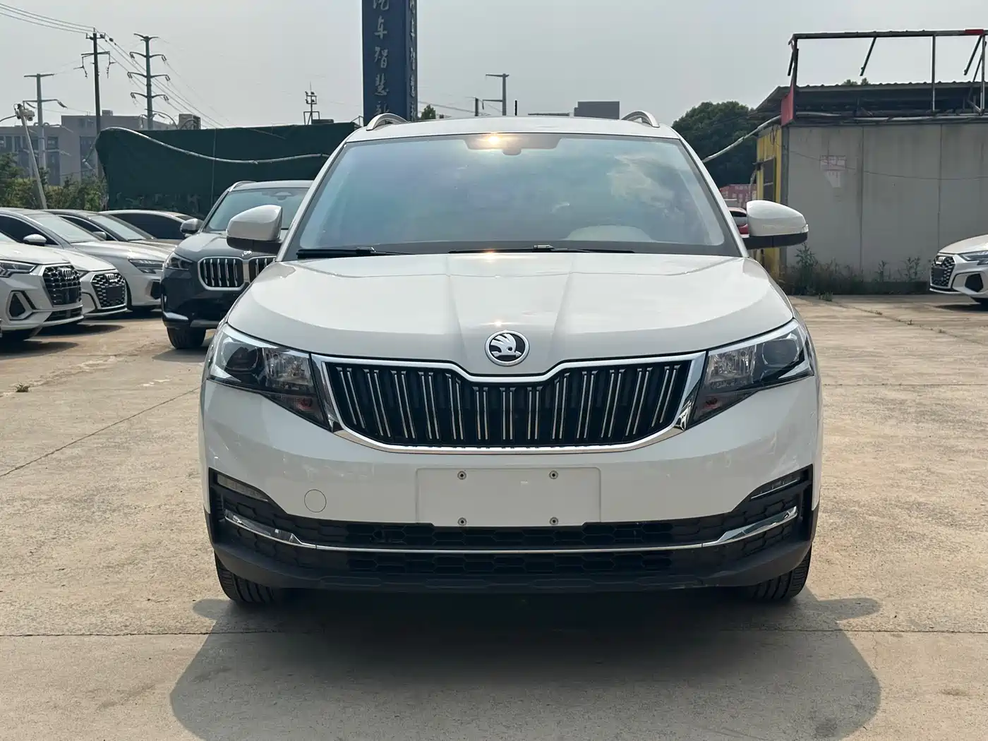 Škoda Kamiq 2023 Facelift 1.5L Auto Comfort Edition фото 2