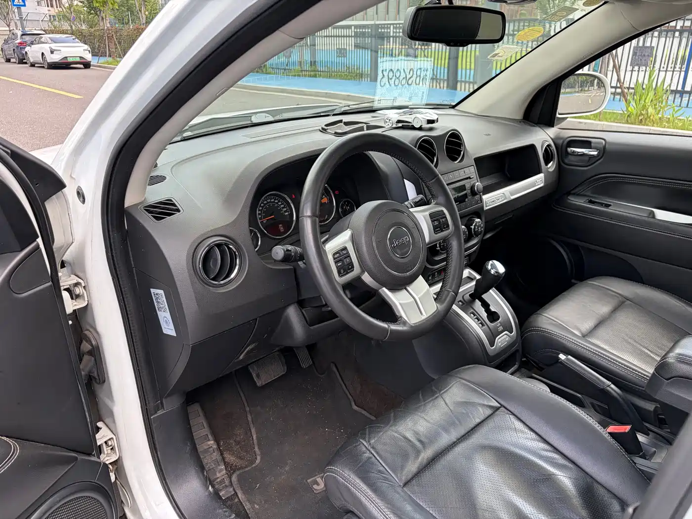 Jeep Compass (Import) 2016 2014 Facelift 2.4L 4WD Luxury Edition