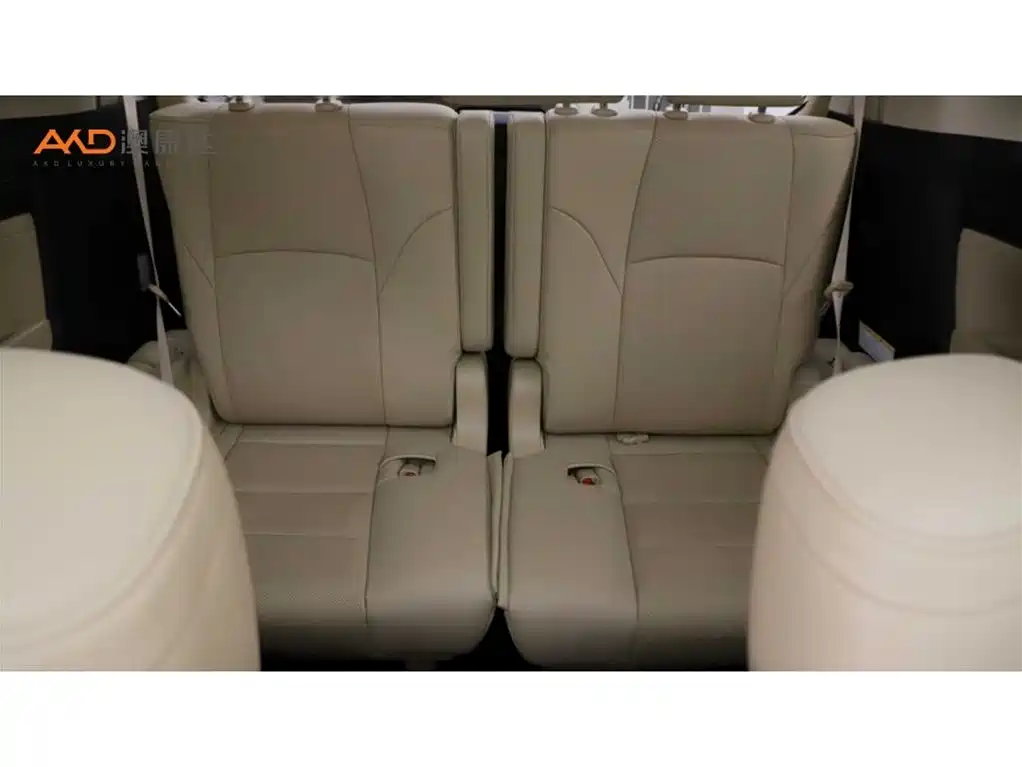 Toyota Alphard 2021 Hybrid 2.5L Luxury фото 9