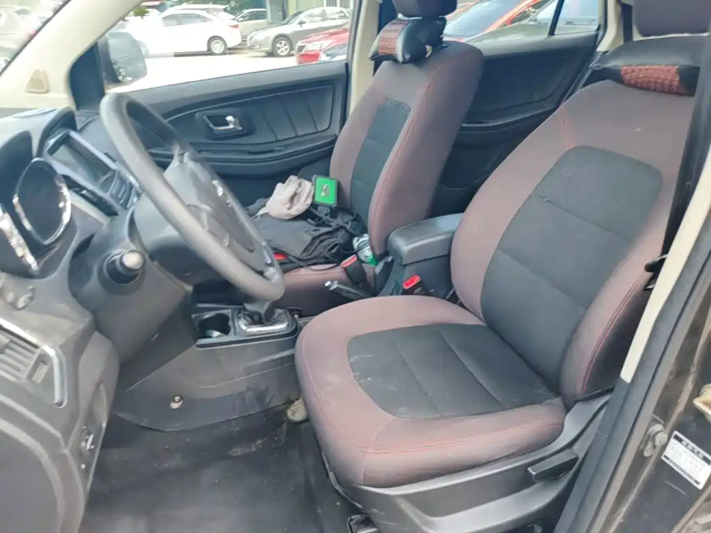 Weichai Yingzhi Enranger G3 2016 2014 1.5L Manual Elegance Edition
