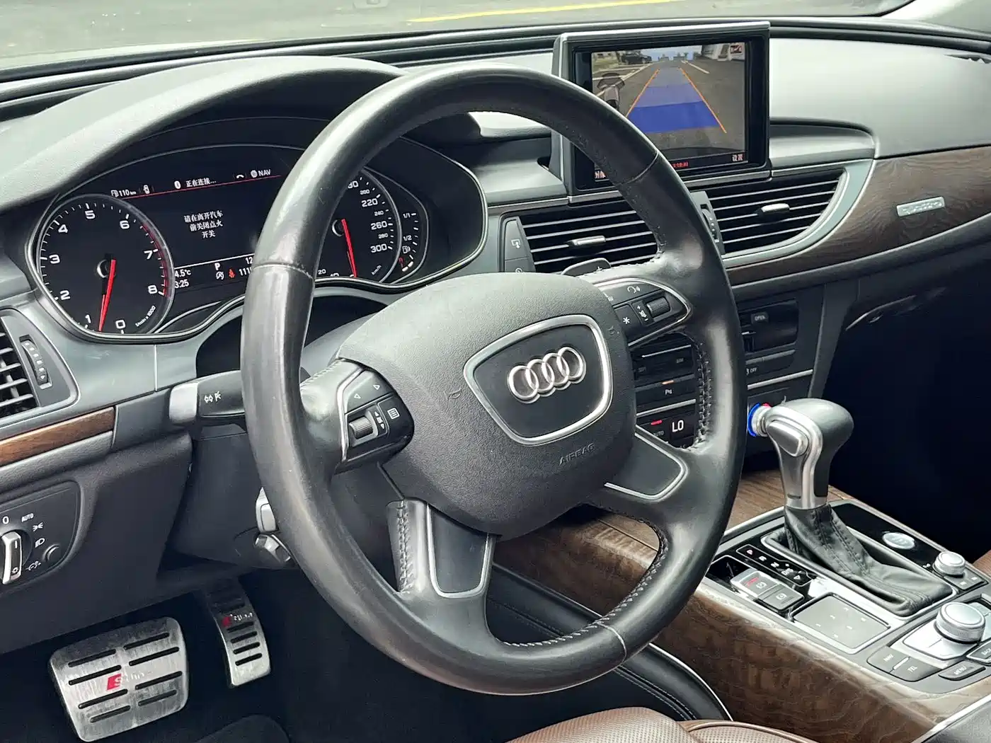 Audi A6L 2014 35 FSI quattro Luxury фото 13