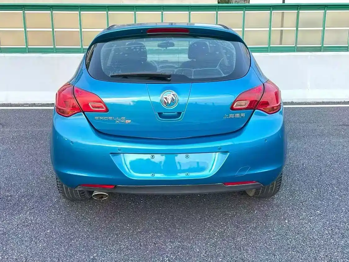 Photo 8 - Buick Excelle
