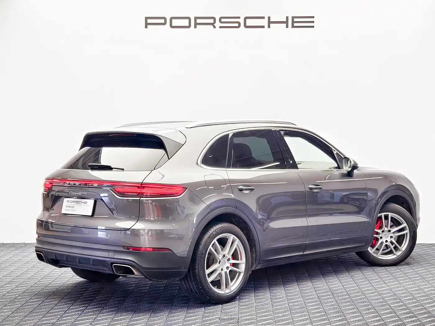 Porsche Cayenne фото 7