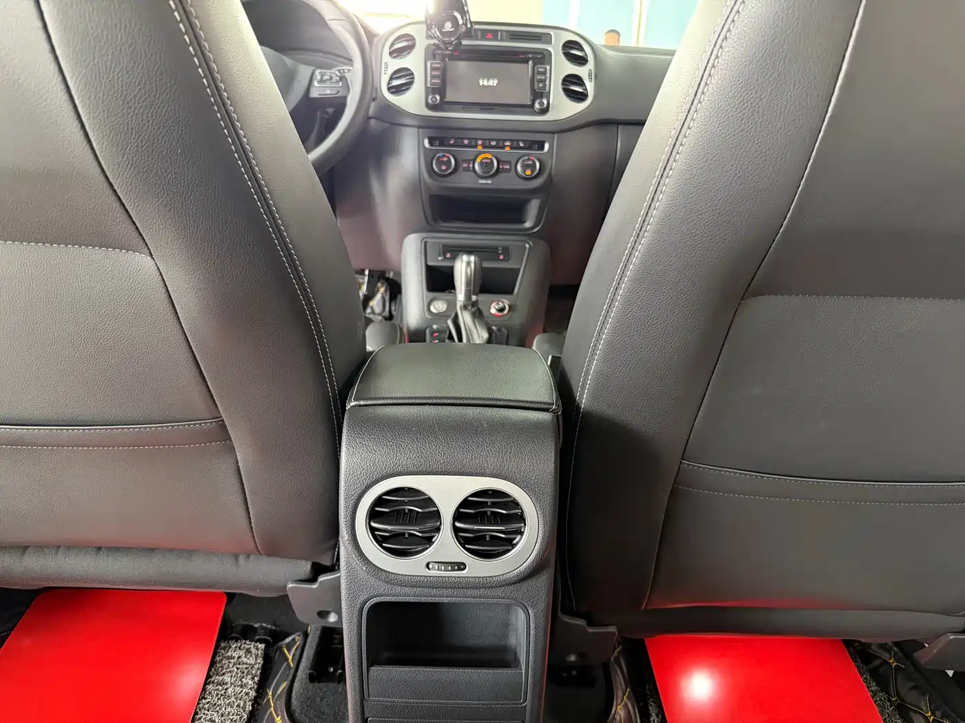 Volkswagen Tiguan 2016 Model 300TSI Automatic 2WD Luxury Edition фото 15