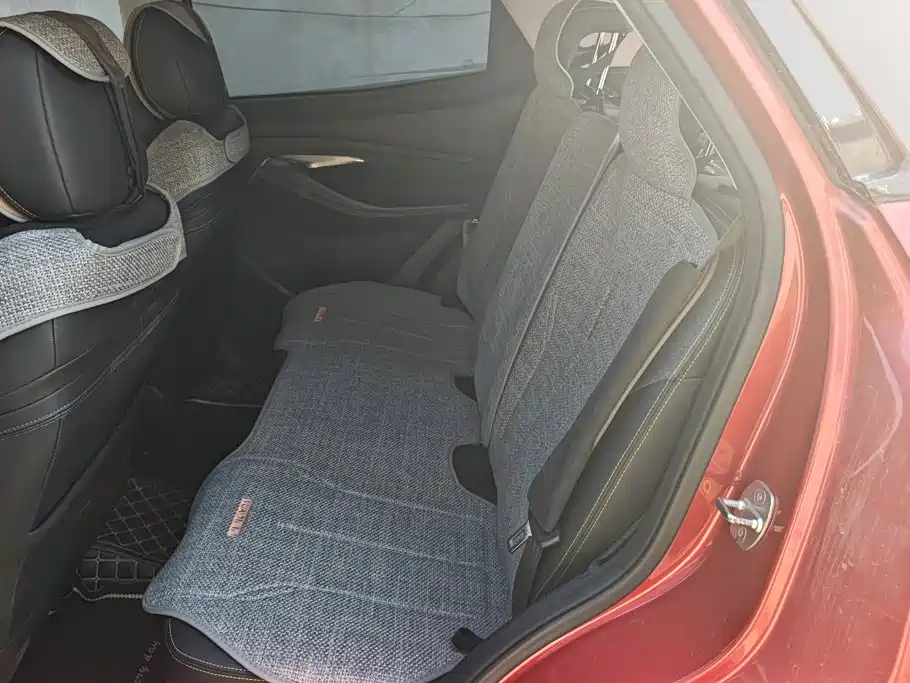 Photo 11 - Baojun RS-3