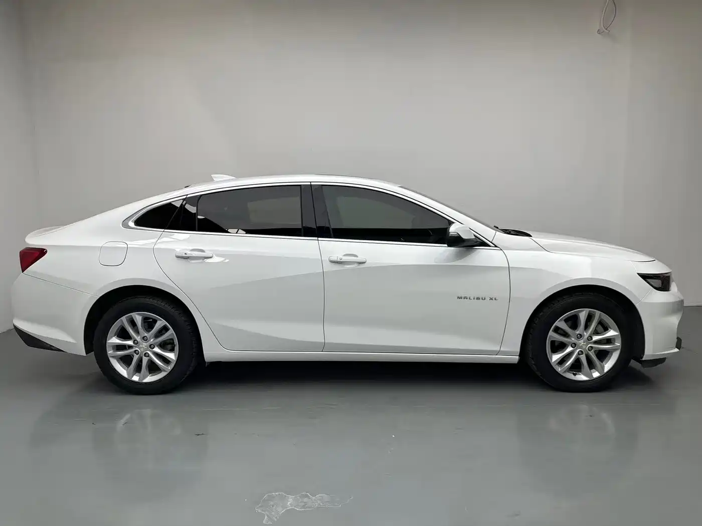 Chevrolet Malibu XL 2018 530T Auto RuiYi Edition фото 3