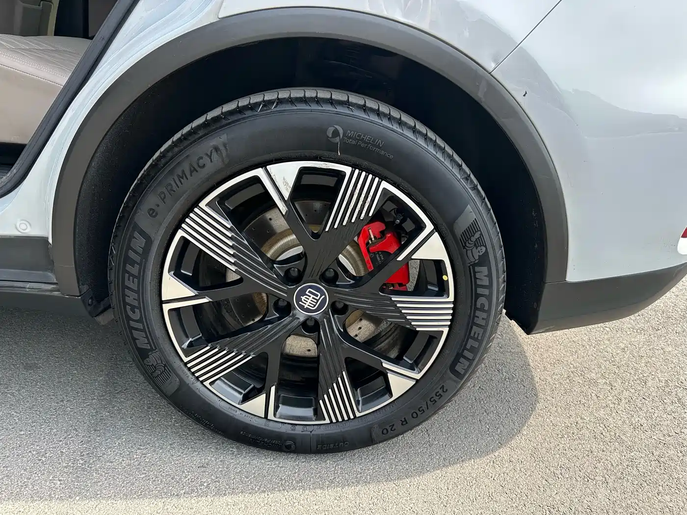 BYD Tang New Energy 2024 DM-p Champion Edition 215KM AWD Flagship фото 11
