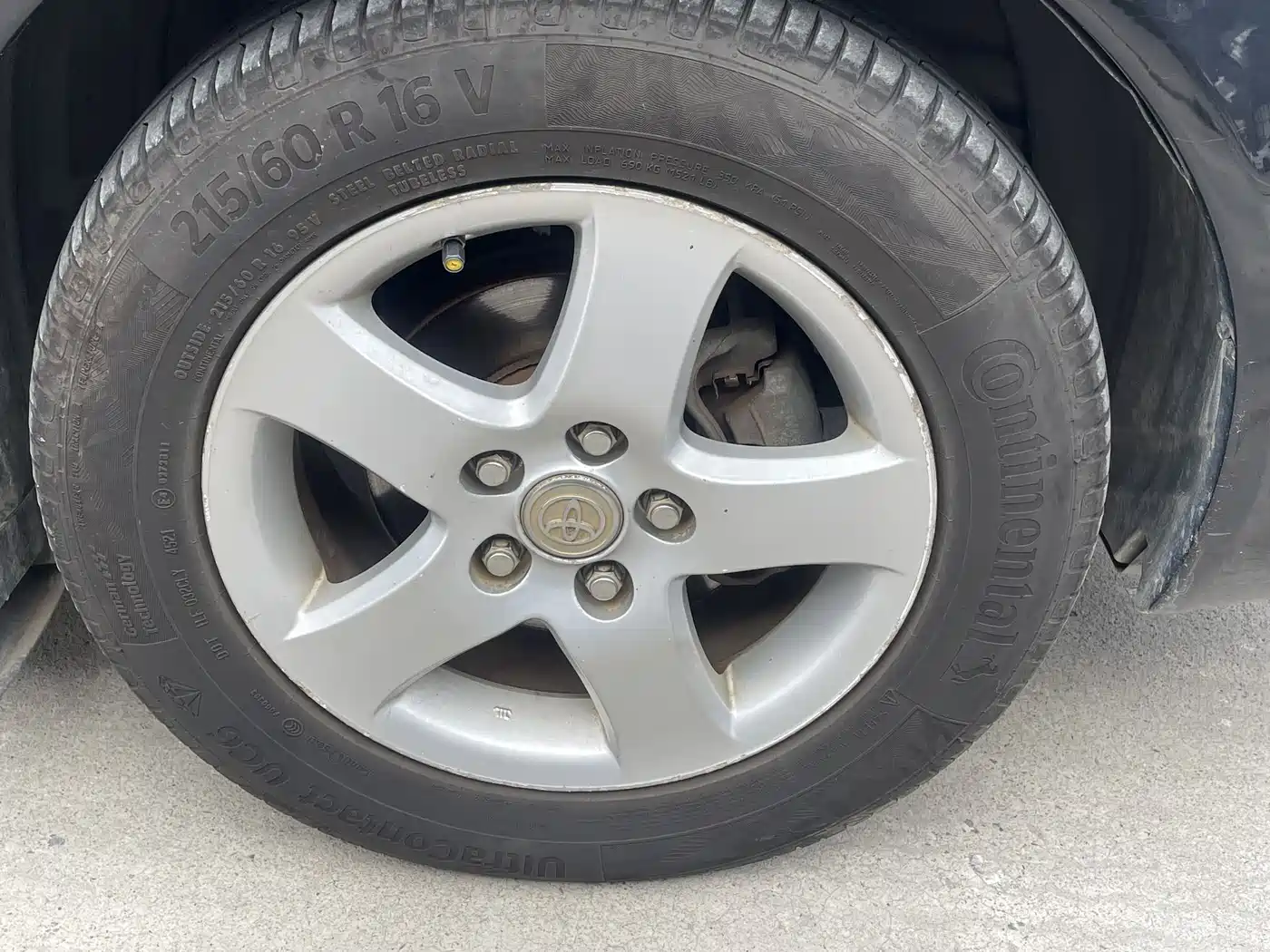 Toyota фото 17