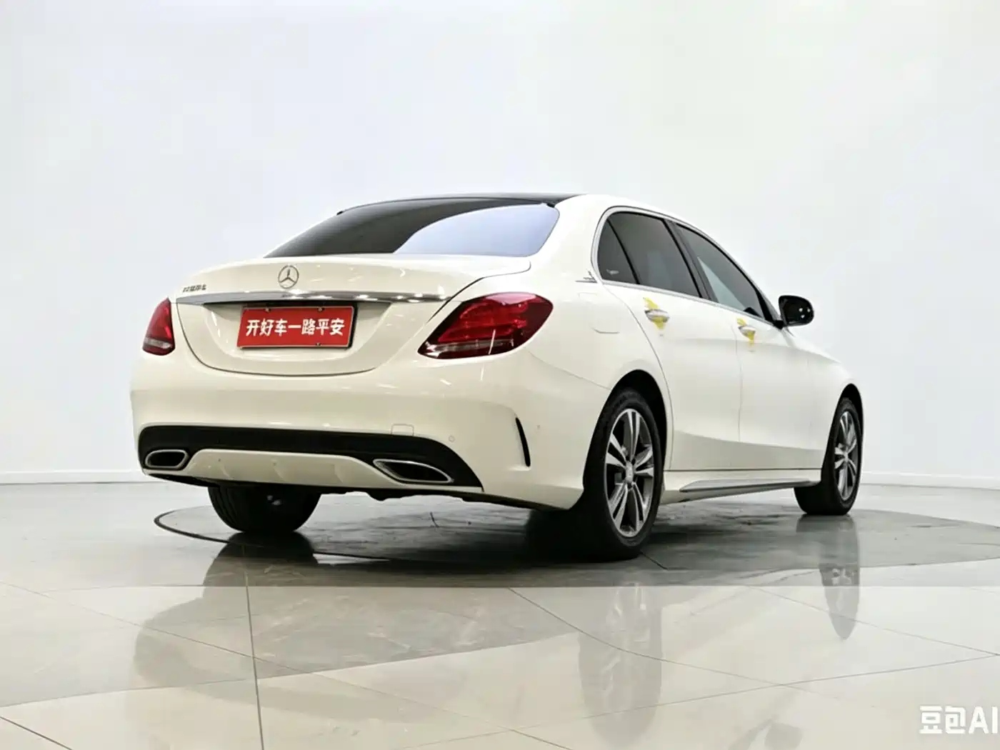 Mercedes-Benz C-Class 2016 C 200 L Sport фото 3