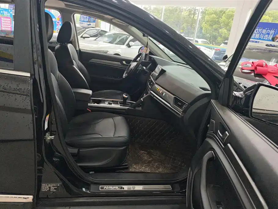 Haval H6 2018 Sport Edition 1.5T Automatic 2WD Elite China V фото 8