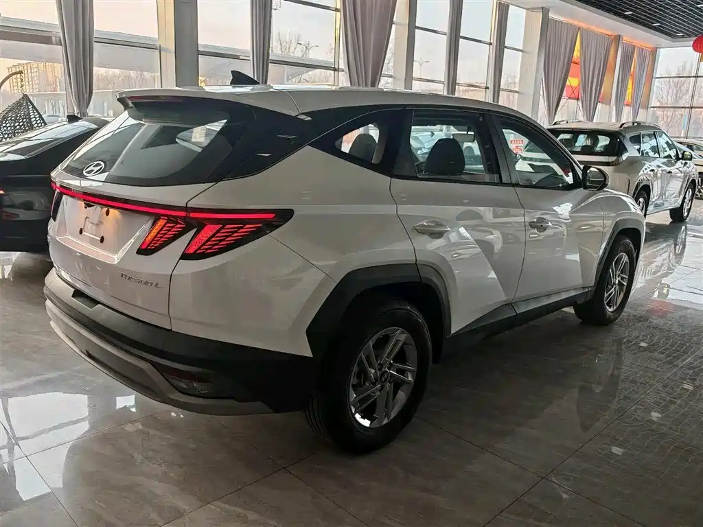 Hyundai Tucson 2023 Tucson L 1.5T Automatic 2WD GLS Leading Edition фото 3