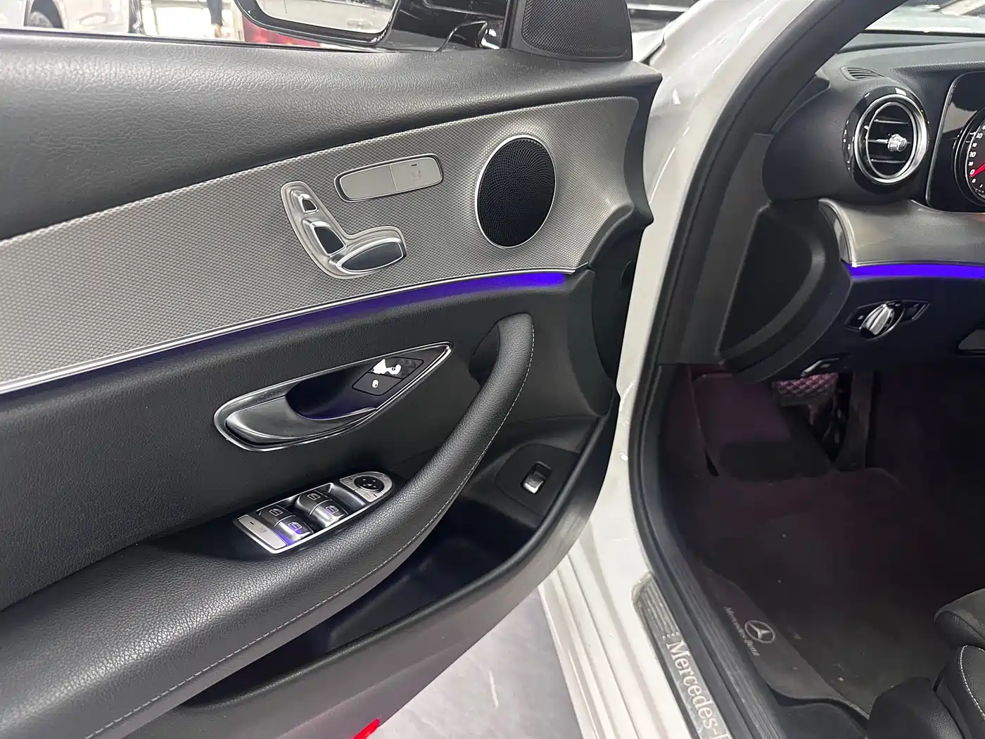 Mercedes-Benz E-Class 2017 E 200 Sport фото 6