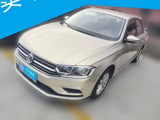 Volkswagen Bora 2016 Model 1.6L Automatic Fashion — фото 1
