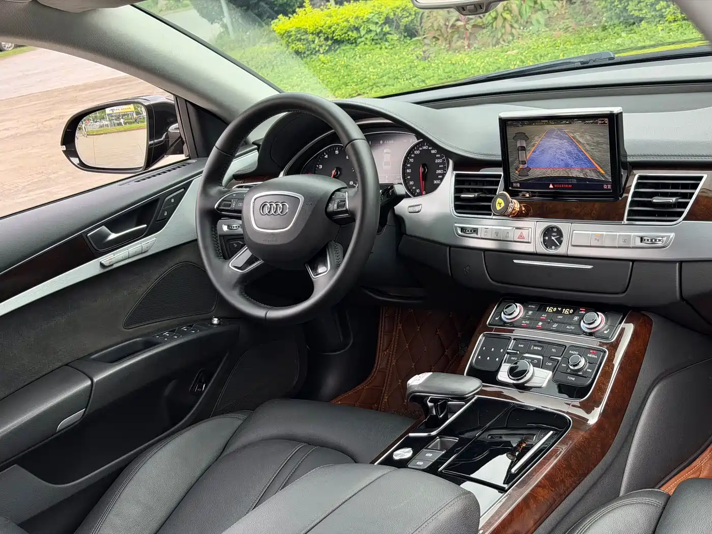 Audi A8 2014 A8L 45 TFSI quattro Comfort фото 9