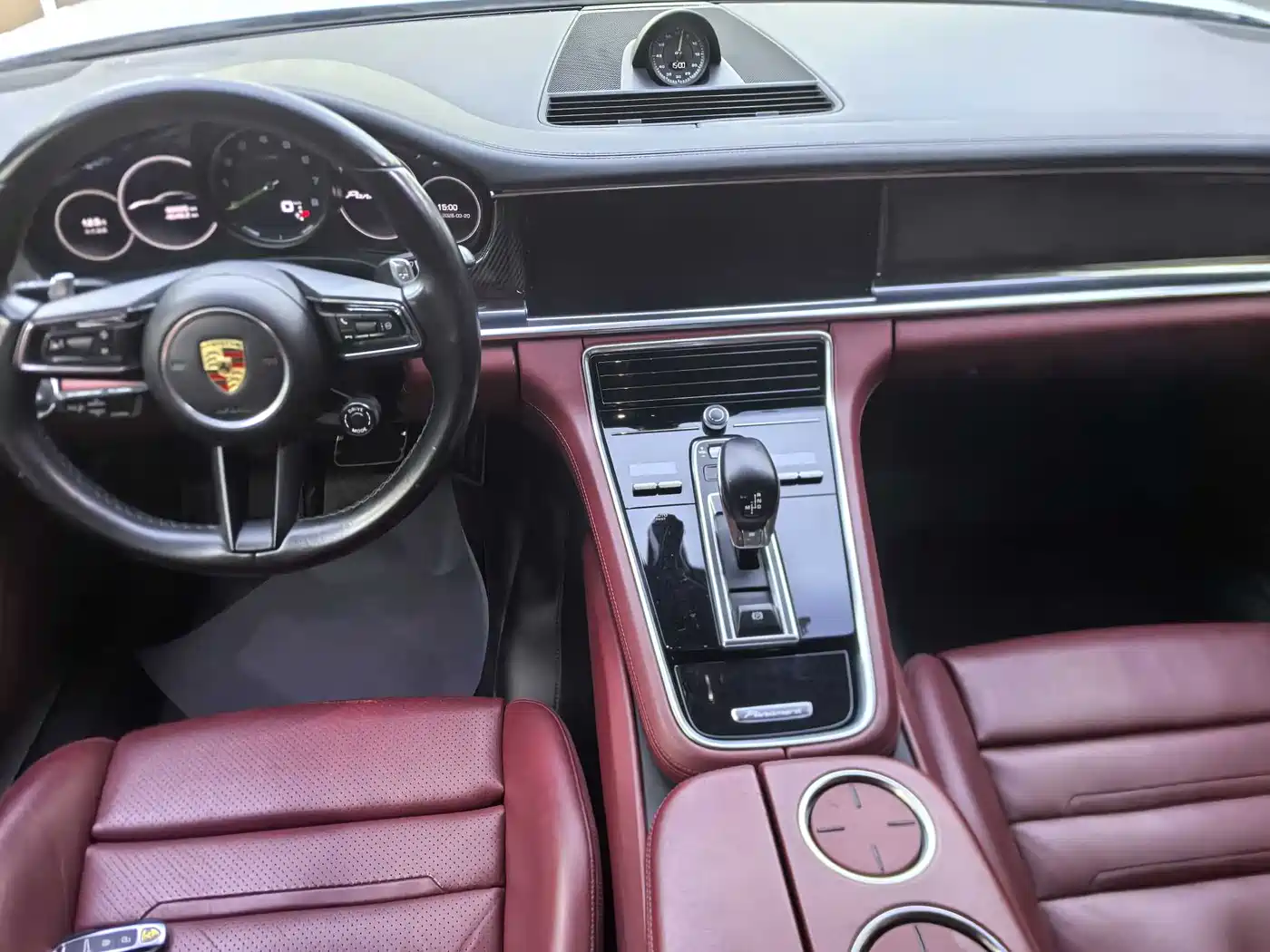 PORSCHE PANAMERA NEW ENERGY