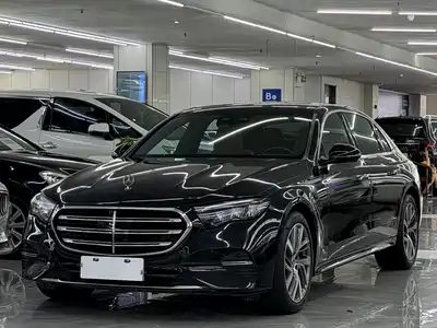 Mercedes-Benz E