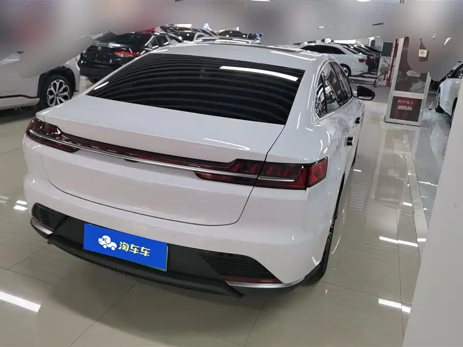 BYD Han 2021 EV Standard Range Luxury фото 3
