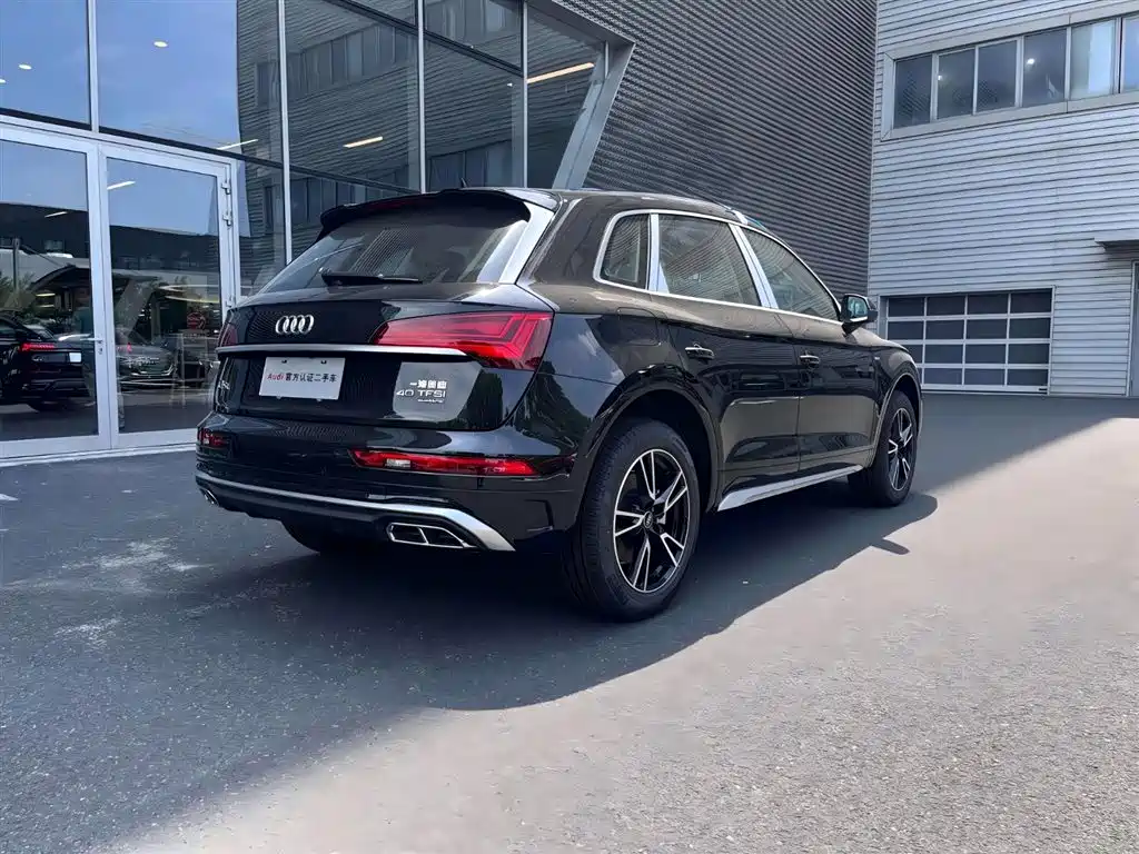 Audi Q5L 2024 Model 40 TFSI Fashion Dynamic фото 5