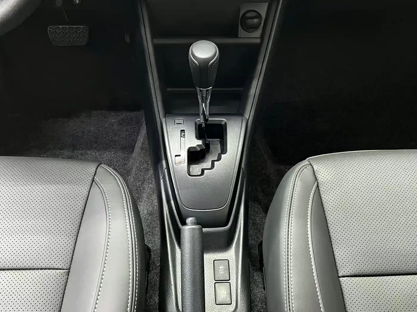Toyota YARiS L Zhi Xuan 2022 Zhi Xuan X 1.5L CVT Leading PLUS Edition фото 9
