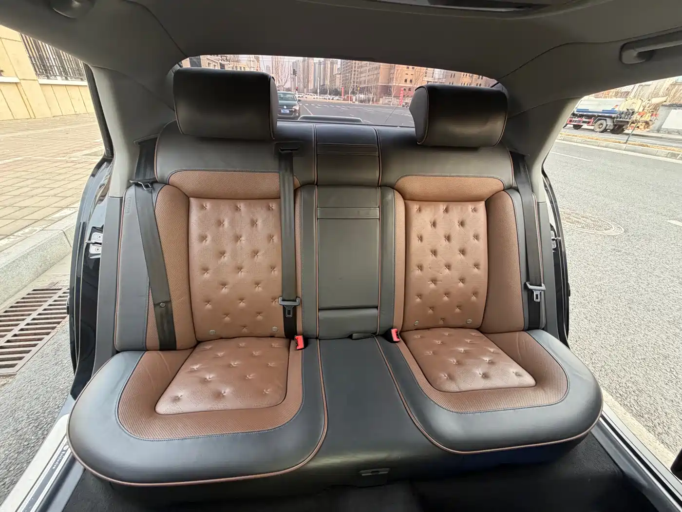 Volkswagen Phaeton 2015 Model 3.0L Exclusive Edition фото 15