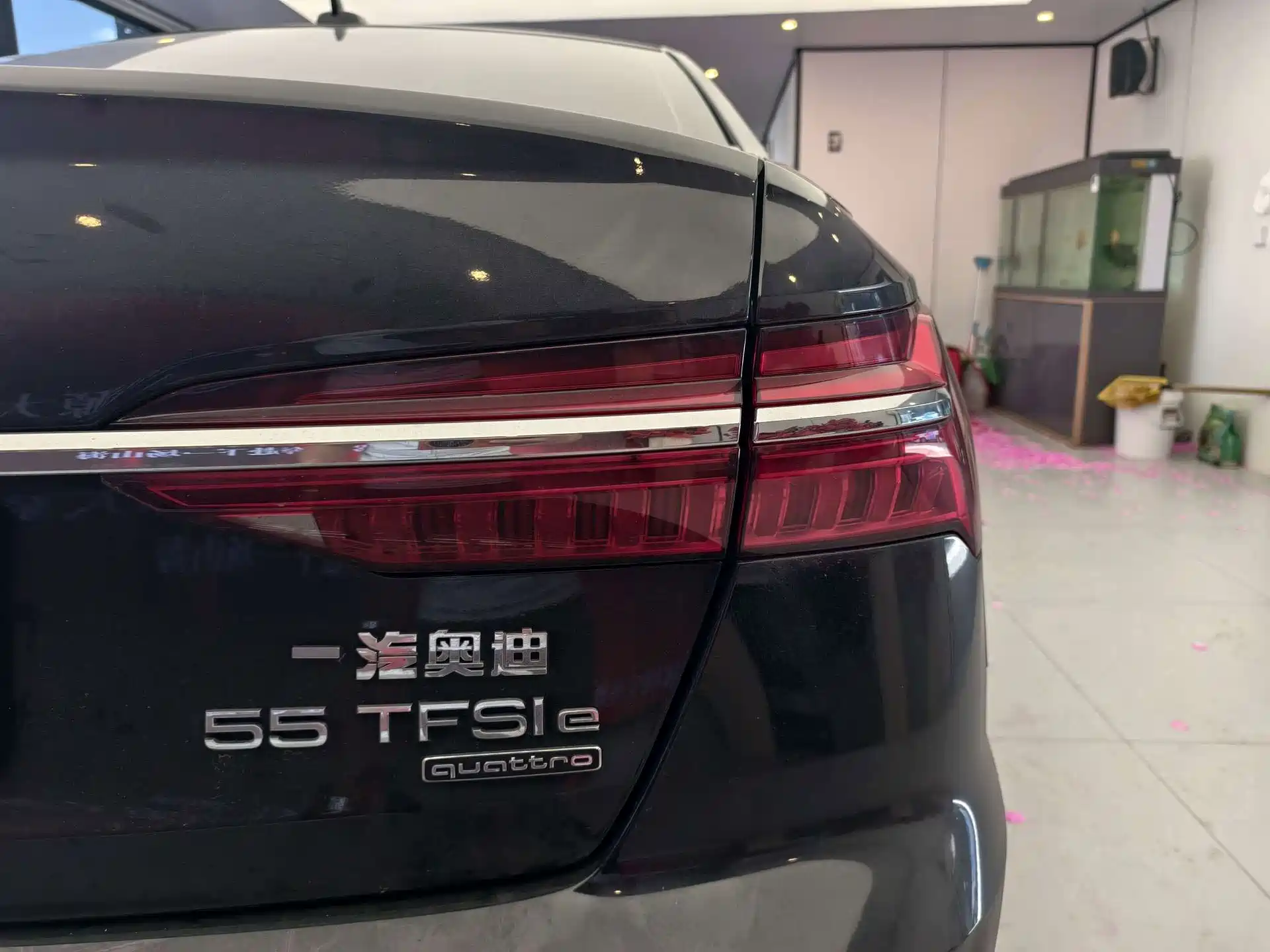 Photo 7 - Audi A6L New Energy