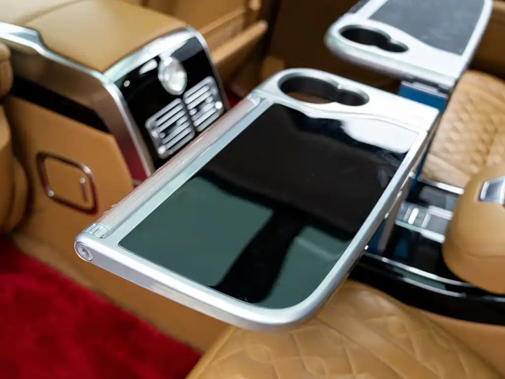 Photo 13 - Land Rover Range Rover