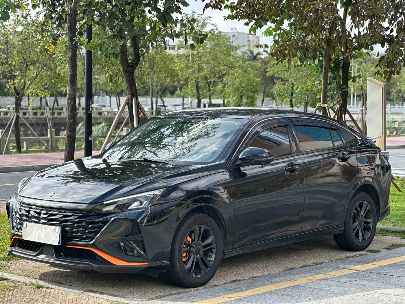 Dongfeng Aeolus Yixuan 2023 Mach Edition 1.5L Automatic Shadow Chase Edition