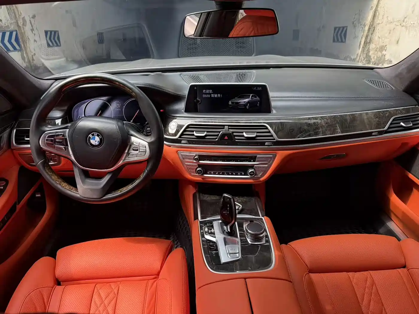 BMW 7 Series 2016 730Li Luxury фото 8