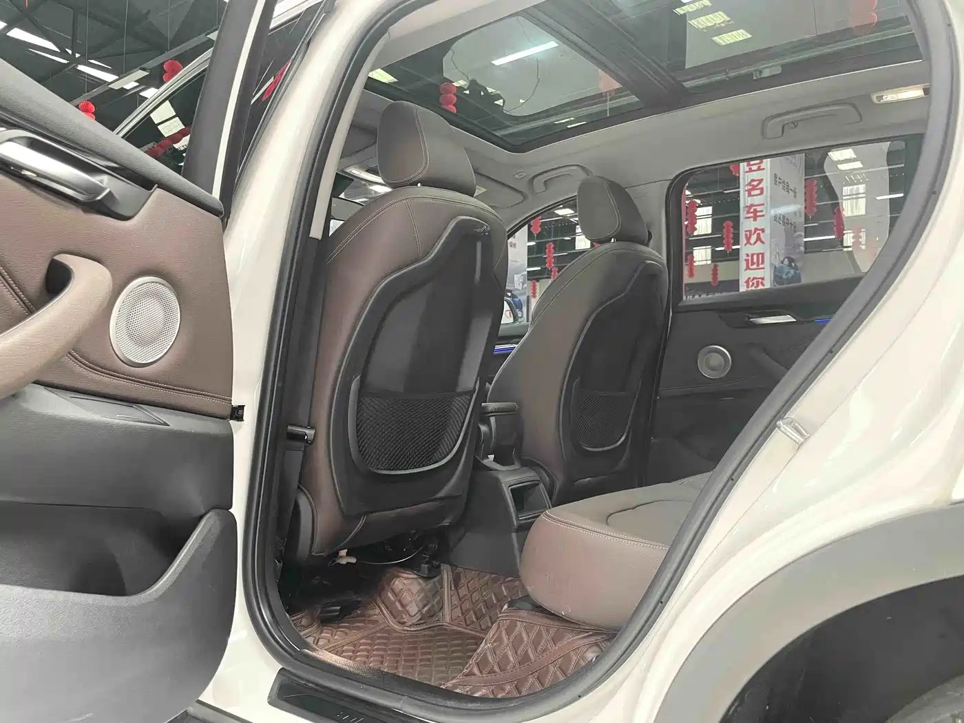 BMW X1 2022 sDrive20Li Fashion фото 10