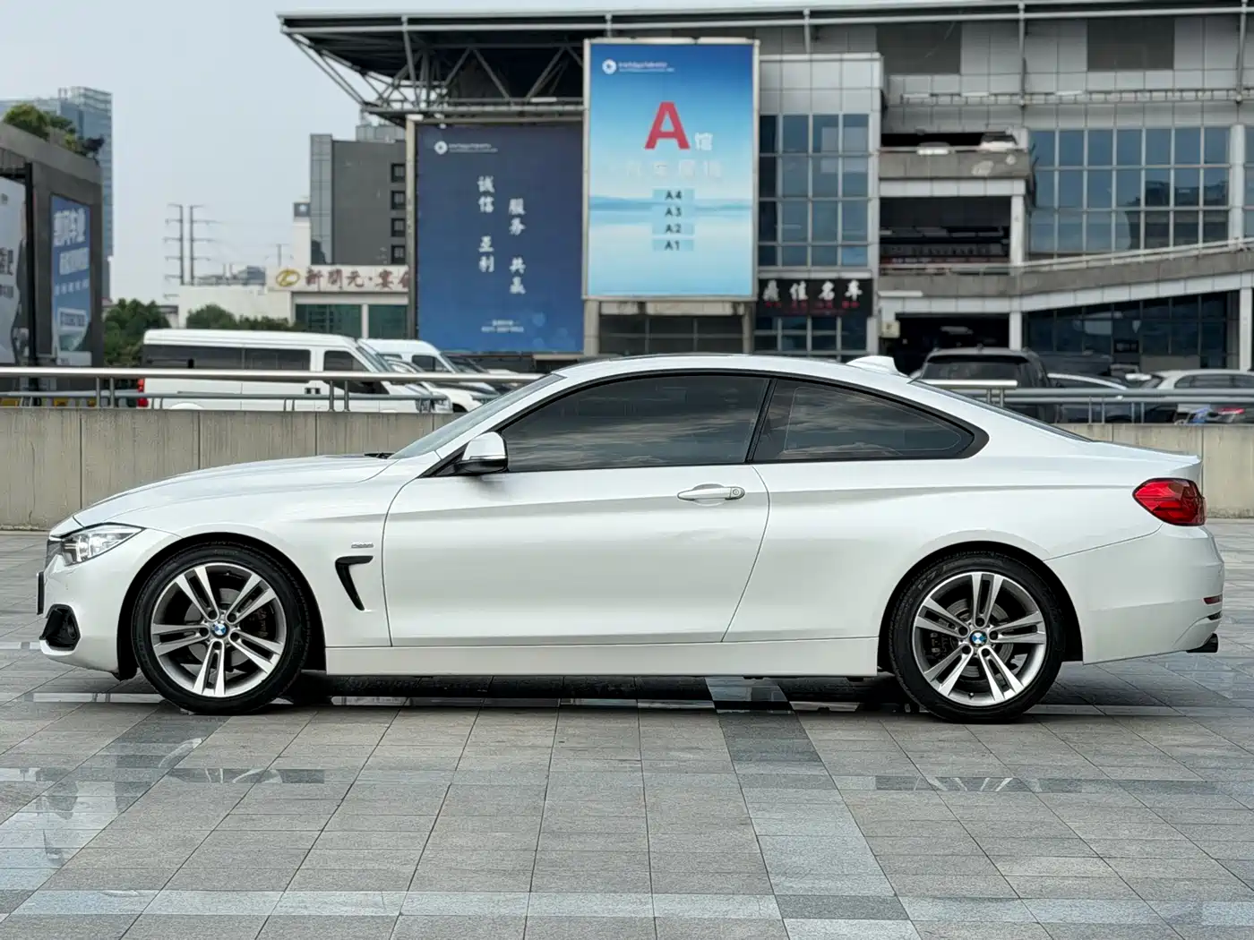BMW 4 Series 2014 420i Design Package фото 8