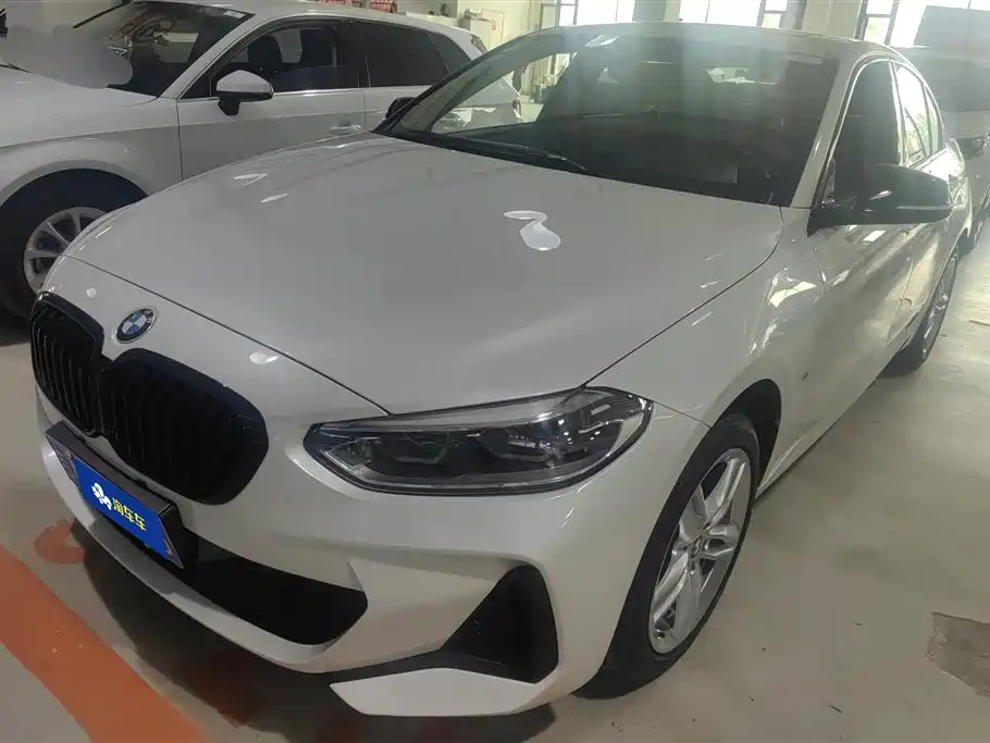 BMW 1 Series 2021 120i M Sport Shadow Edition