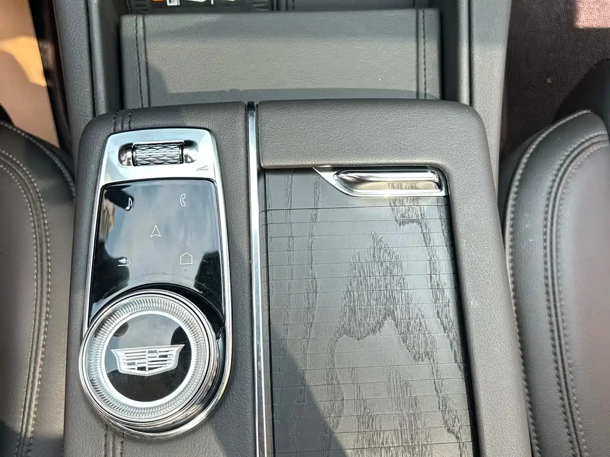 Cadillac CT6 2023 28T Luxury Edition фото 25